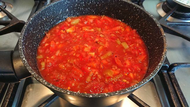 Tomatensalsa - alles laten inkoken